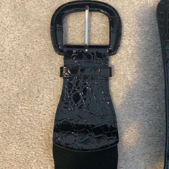 NWT NY&Co M/L black belt. Faux crocodile front - Picture 3 of 5